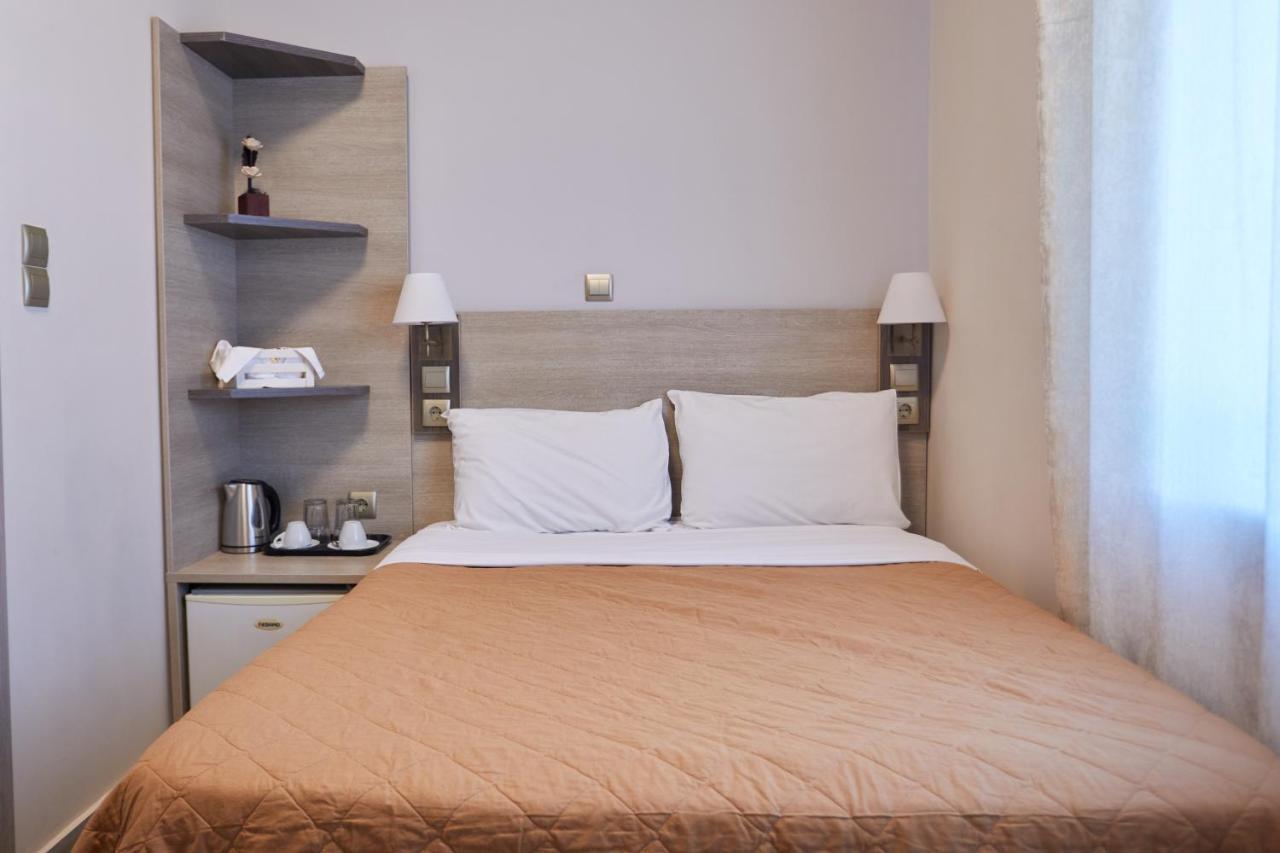 Amalia City Rooms Chios Town Buitenkant foto