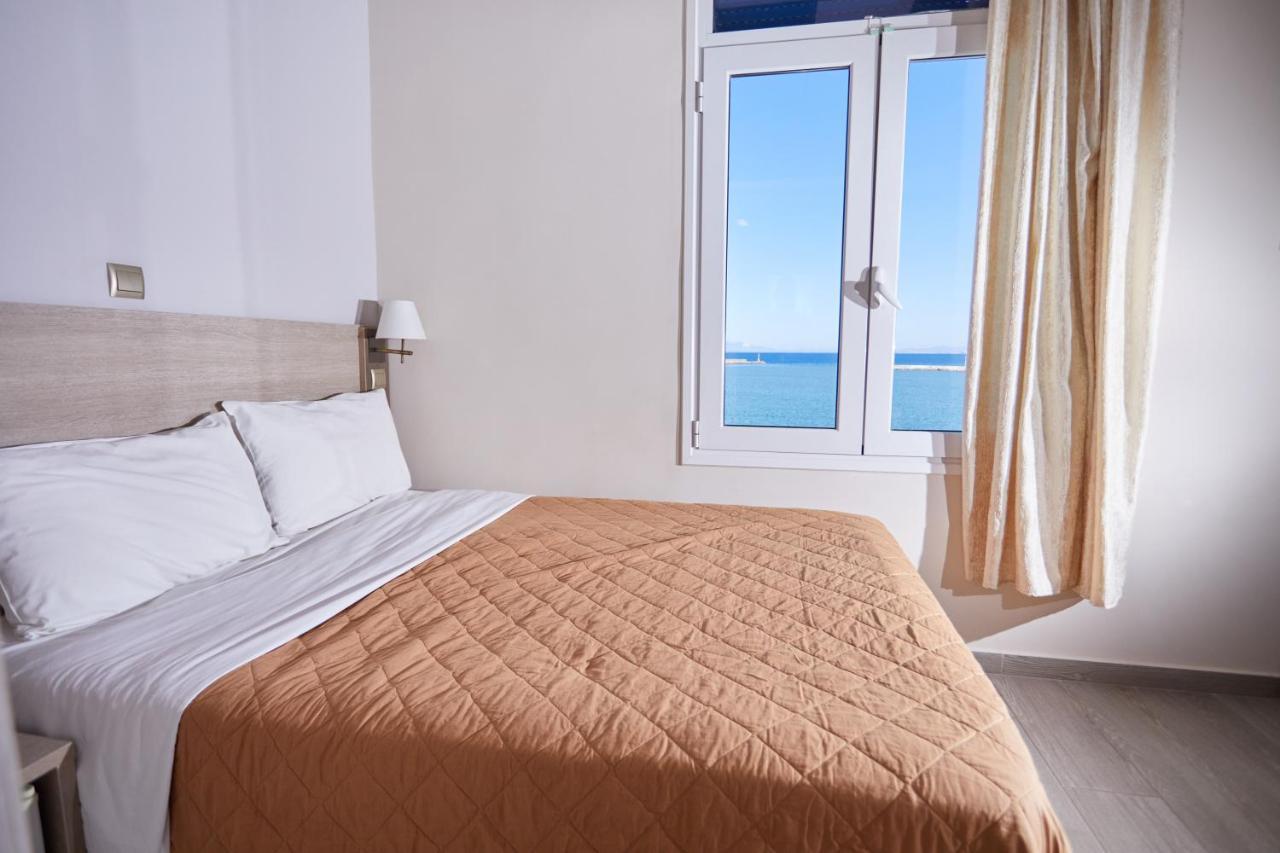 Amalia City Rooms Chios Town Buitenkant foto
