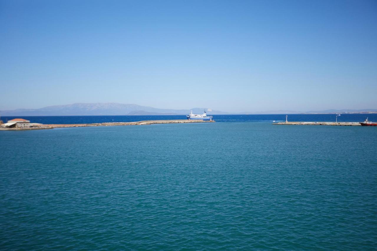 Amalia City Rooms Chios Town Buitenkant foto