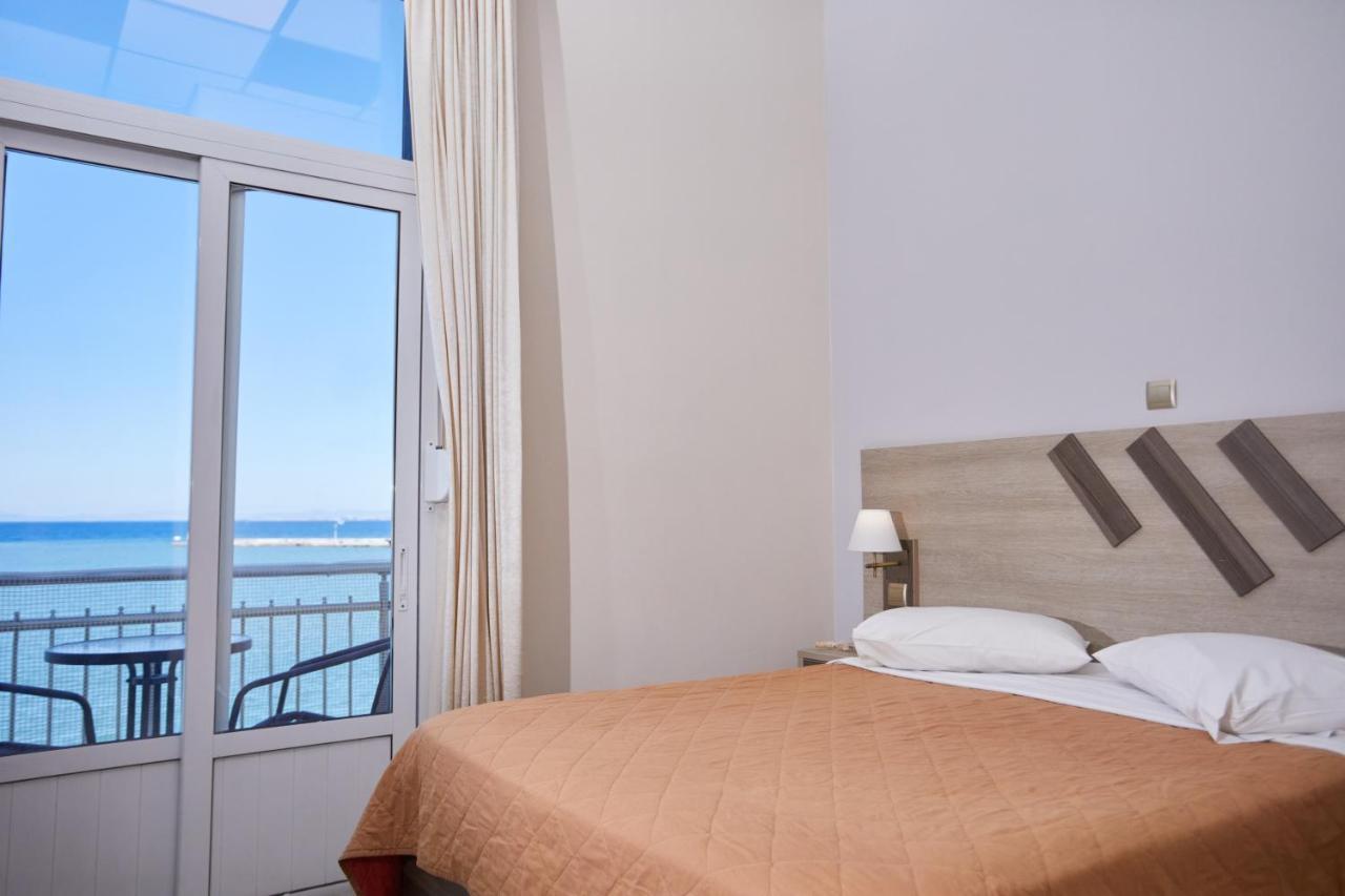 Amalia City Rooms Chios Town Buitenkant foto