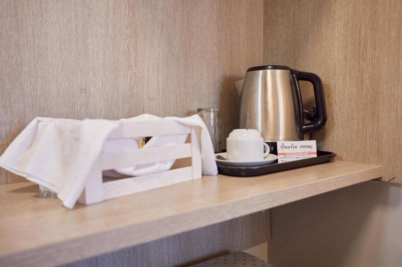 Amalia City Rooms Chios Town Buitenkant foto
