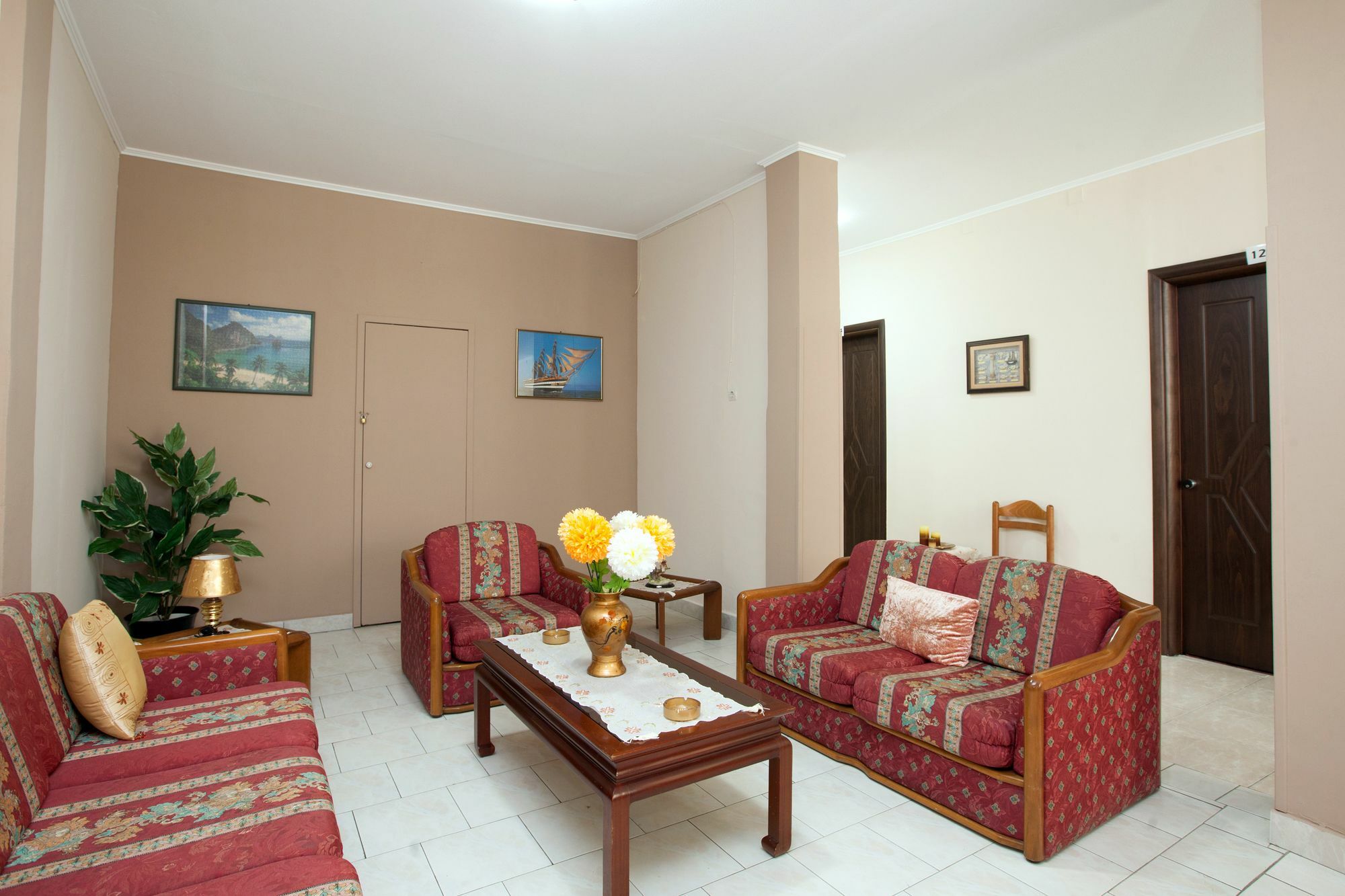 Amalia City Rooms Chios Town Buitenkant foto